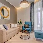 Apartment Royal Theatre